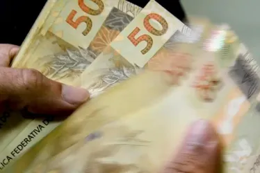 Imagem ilustrativa da imagem Brasileiros ainda não sacaram R$ 8,53 bilhões de valores a receber