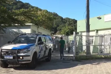 Imagem ilustrativa da imagem Jovem morre após ser deixado em frente a PA com tiro na cabeça em Vitória