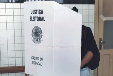 Imagem ilustrativa da imagem Justiça Eleitoral já cassou 96 prefeitos desde 2020