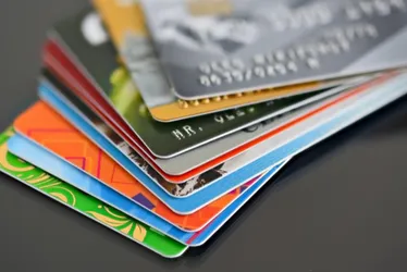 Imagem ilustrativa da imagem Justiça condena bancos por cobrar “dívida infinita” de aposentados