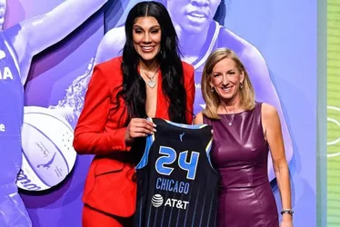 Imagem ilustrativa da imagem Kamilla Cardoso é a 3ª escolha de Draft da WNBA e faz história para o Brasil