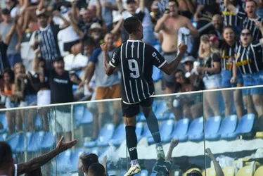 Imagem ilustrativa da imagem Kieza e Maranhão colocam o Rio Branco em vantagem na final do Capixabão