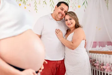 Imagem ilustrativa da imagem Lei muda definição de família e facilita “barriga solidária”