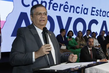 Imagem ilustrativa da imagem “Liberdade não é vale-tudo”, diz Flávio Dino em Vitória