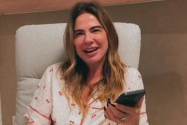 Imagem ilustrativa da imagem Luciana Gimenez é internada com pneumonia em São Paulo
