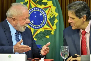 
          Imagem ilustrativa da imagem Lula enfrenta campo minado no Congresso e sem Haddad
          