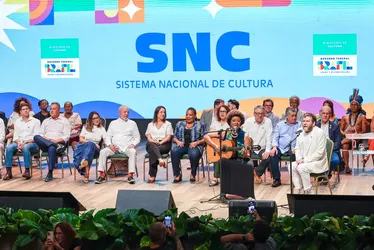 Imagem ilustrativa da imagem Lula sanciona no Recife o "SUS da Cultura", que define a gestão do setor no país