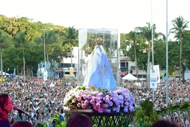 Imagem ilustrativa da imagem Missas, romarias e show: confira a programação do último dia da Festa da Penha
