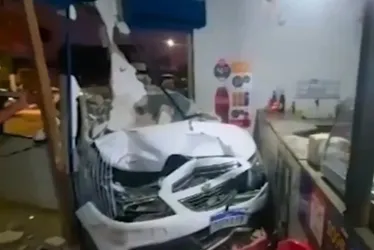 Imagem ilustrativa da imagem Morre mais uma vítima do acidente em que carro invadiu bar em Linhares
