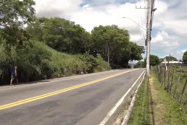 Imagem ilustrativa da imagem Motociclista e passageiro morrem após acidente na Serafim Derenzi