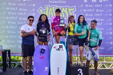 Imagem ilustrativa da imagem Mundial de Bodyboarding movimenta a praia de Jacaraípe