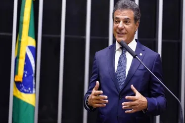 
          Imagem ilustrativa da imagem “Ok” do MPE livra mais um da Lava a Jato: Beto Richa
          