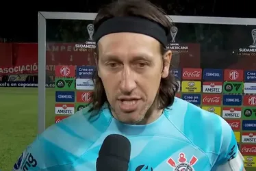 Imagem ilustrativa da imagem Paulinho cobra Corinthians por vitória e Cássio desabafa: 'É melhor eu sair'