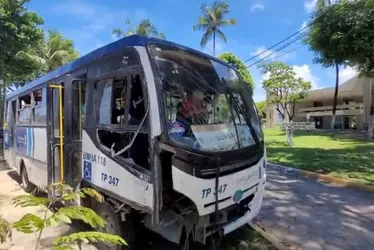 Imagem ilustrativa da imagem Perícia do micro-ônibus de Jaboatão não foi concluída: o que sabemos até agora?