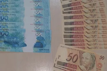 Imagem ilustrativa da imagem Polícia Federal prende homem com R$2 mil em cédulas falsas na Serra
