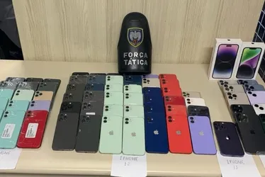 Imagem ilustrativa da imagem Polícia apreende 71 Iphones dentro de carro em Vila Velha
