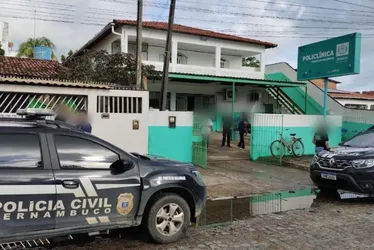 Imagem ilustrativa da imagem Polícia desmonta esquema para atendimento ilegal a traficantes em Porto de Galinhas