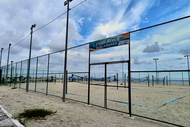 Imagem ilustrativa da imagem Praia de Piedade vai ganhar 12 quadras de Beach Tennis