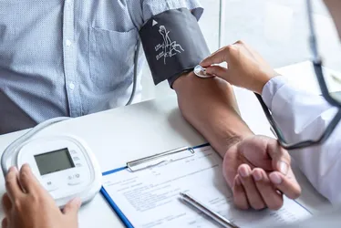 Imagem ilustrativa da imagem Pressão arterial deve ser aferida a partir dos 2 anos, afirma cardiologista