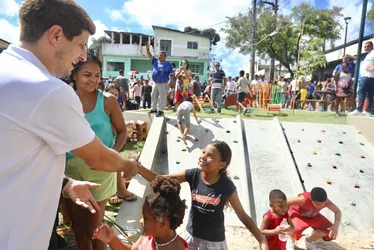 Imagem ilustrativa da imagem Recife ganha a sexta Praça da Infância, um equipamento orçado em R$ 1,1 milhão