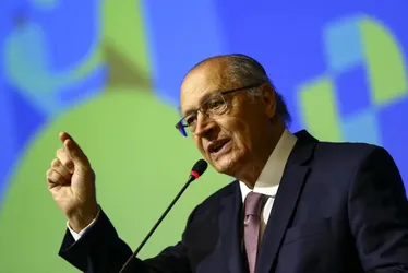 Imagem ilustrativa da imagem Ricos poluem e pobres pagam a conta, diz Geraldo Alckmin