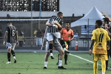 Imagem ilustrativa da imagem Rio Branco arranca empate no fim e elimina o Nova Venécia no Capixabão 2024