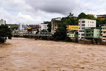Imagem ilustrativa da imagem Rio Itapemirim sobe mais de 2 metros no Sul do ES