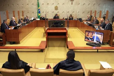 Imagem ilustrativa da imagem STF volta a discutir se libera porte de maconha para consumo próprio nesta quarta