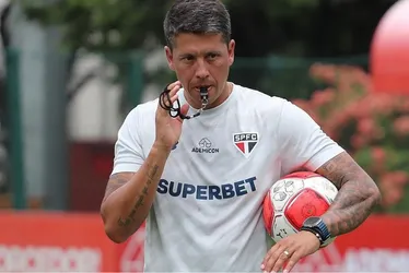 Imagem ilustrativa da imagem São Paulo esperava mais na Libertadores e não está satisfeito com Carpini