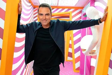 Imagem ilustrativa da imagem Tadeu Schmidt chora no 'Conversa com Bial' e diz que BBB é laboratório
