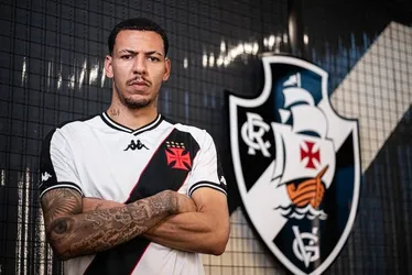Imagem ilustrativa da imagem Vasco anuncia chegada do atacante Clayton Silva: 'Feliz por vestir essa camisa'