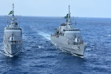 Imagem ilustrativa da imagem Veja como garantir ingresso para visitar navio de guerra da Marinha em Vitória