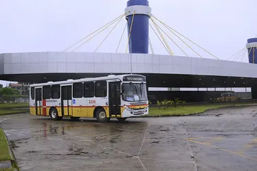 Imagem ilustrativa da imagem Fim da greve dos rodoviários. Ônibus voltam às ruas do Recife nesta quarta-feira