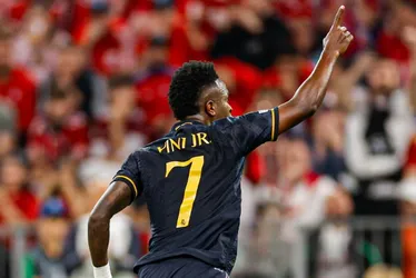 Imagem ilustrativa da imagem Vini dá show e garante empate do Real contra o Bayern na semi da Champions