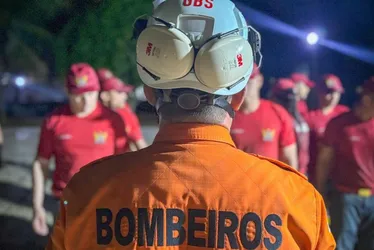 Imagem ilustrativa da imagem Vitima de acidente agride e ameaça bombeiros após recusar atendimento