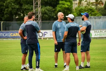 Imagem ilustrativa da imagem Vitória a todo vapor na preparação para a semifinal