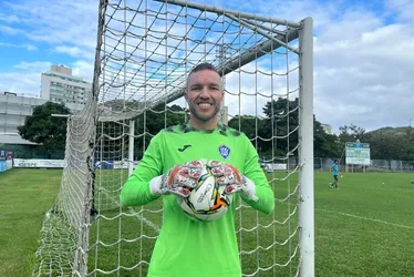 Imagem ilustrativa da imagem Vitória anuncia contratação do goleiro Luís Carlos para a disputa da Copa ES