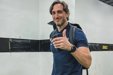 Imagem ilustrativa da imagem Zubeldía promete São Paulo ofensivo e aprova vitória na estreia: 'Gostei do time'