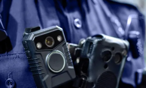 
          Imagem ilustrativa da imagem 17º Batalhão da Polícia Militar nega imagens de "bodycams" ao MPPE cinco vezes
          