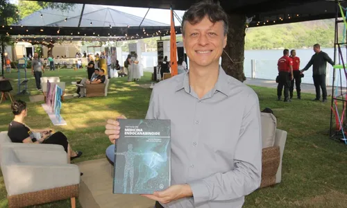 
          Imagem ilustrativa da imagem “A cannabis veio para revolucionar a medicina”, afirma médico
          