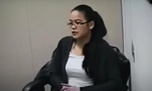 
          Imagem ilustrativa da imagem A história real de Jennifer Pan, que assassinou os pais, contada em documentário
          