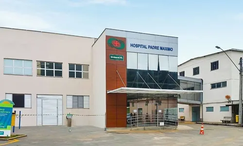 
          Imagem ilustrativa da imagem Aluna fica ferida após acidente entre ônibus escolar e carreta no ES
          