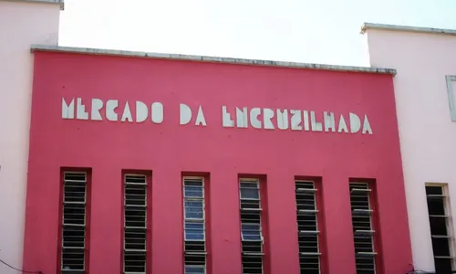 
          Imagem ilustrativa da imagem Após incêndio, área do Mercado da Encruzilhada é revitalizada e reabre ao público
          