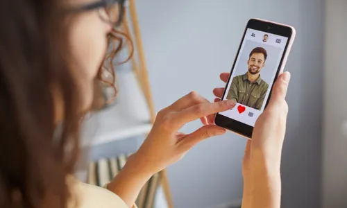 
          Imagem ilustrativa da imagem Apps de namoro são péssimos para privacidade, mostra estudo; veja ranking
          