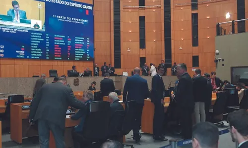 
          Imagem ilustrativa da imagem Faixa só para motos e proibição do Dia das Bruxas na pauta dos deputados do ES
          