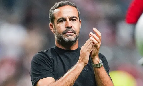 
          Imagem ilustrativa da imagem Artur Jorge a caminho do Fogão
          