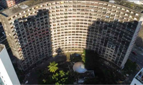 
          Imagem ilustrativa da imagem Avaliado em R$ 34,9 milhões, Edifício Holiday vai a leilão em maio
          