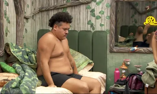 
          Imagem ilustrativa da imagem 'BBB 24': Boninho cumpre promessa e acorda brothers com música 'Infiel'
          