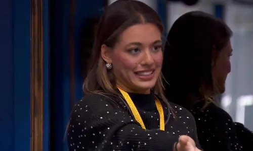 
          Imagem ilustrativa da imagem Beatriz é eliminada do "BBB 24", que chega ao Top 4
          