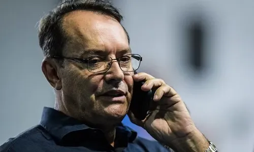 
          Imagem ilustrativa da imagem Bilionário que comprou SAF do Cruzeiro tem rede de supermercados no ES. Veja quem é
          